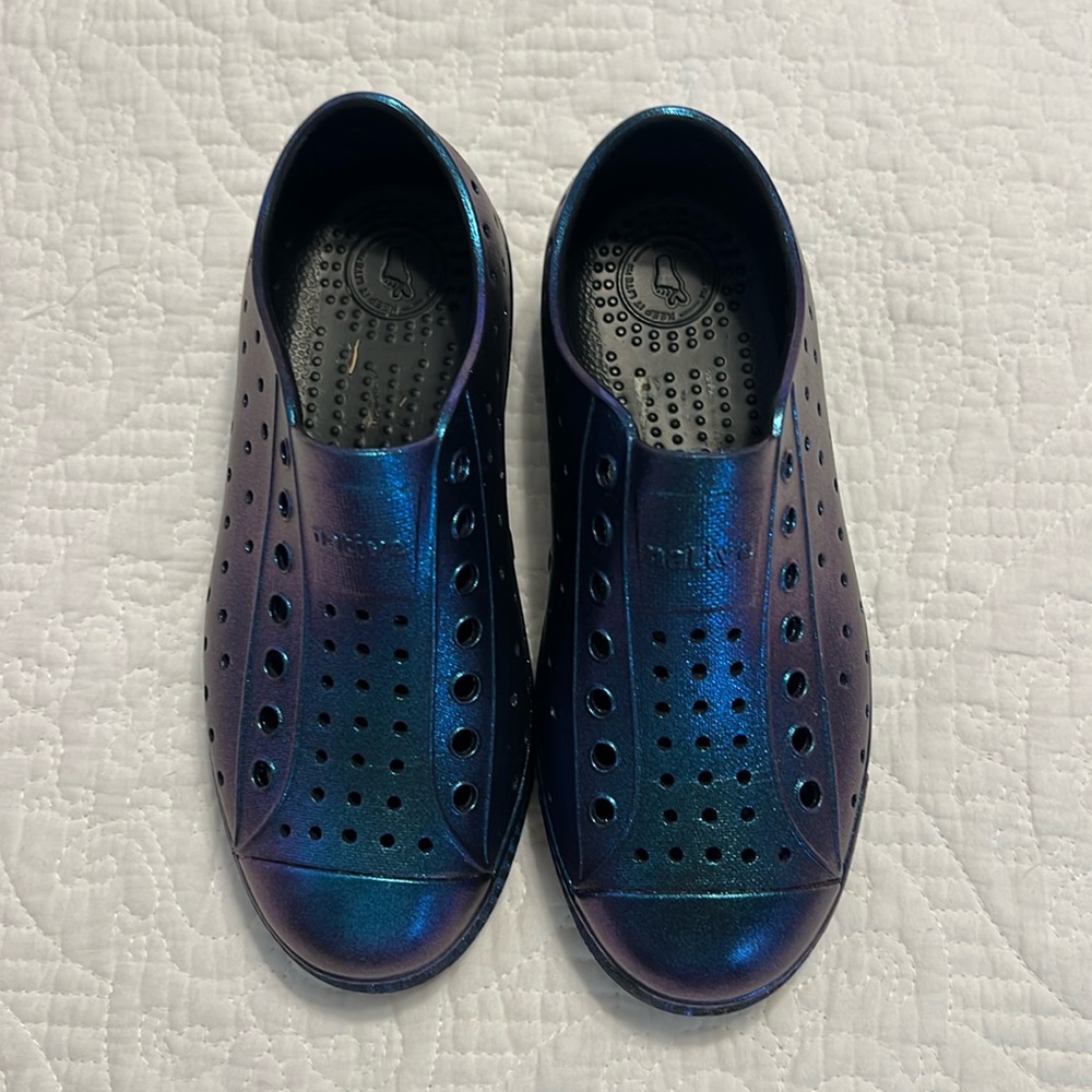 Iridescent Youth Natives